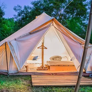 Campo de lujo Lodg'ing Nature Camp Dordogne, Lacave (Lot)
